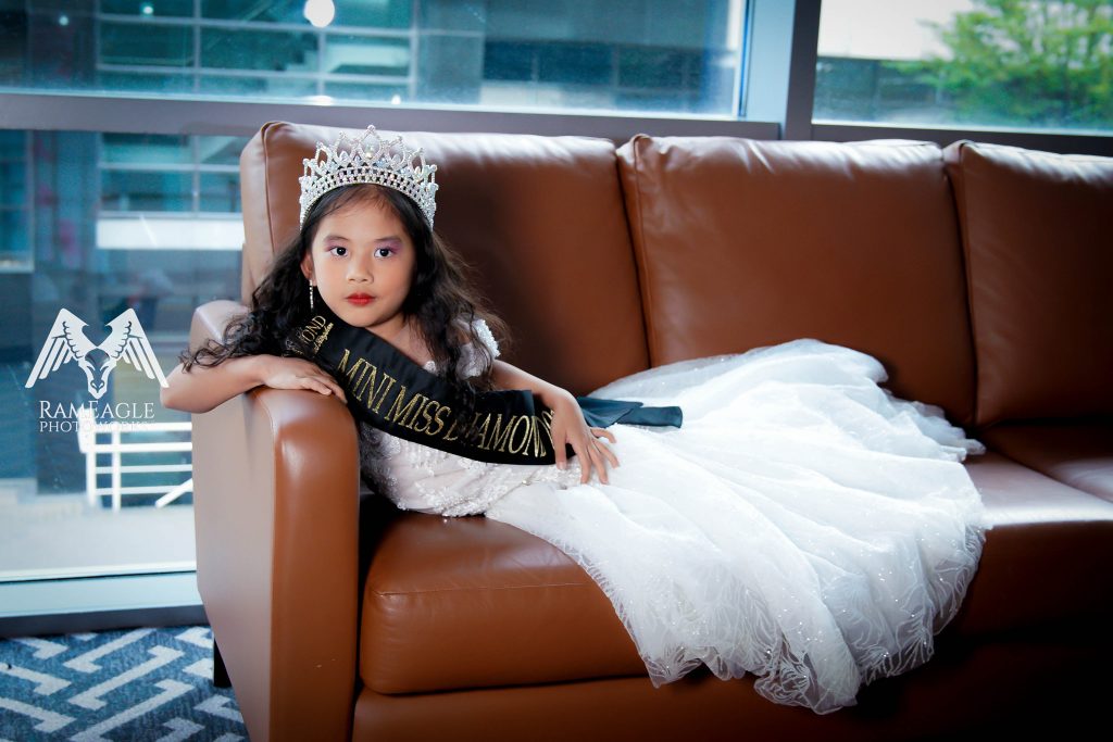 Elsa Thien Long – Mini Miss Diamond Vietnam in the UK